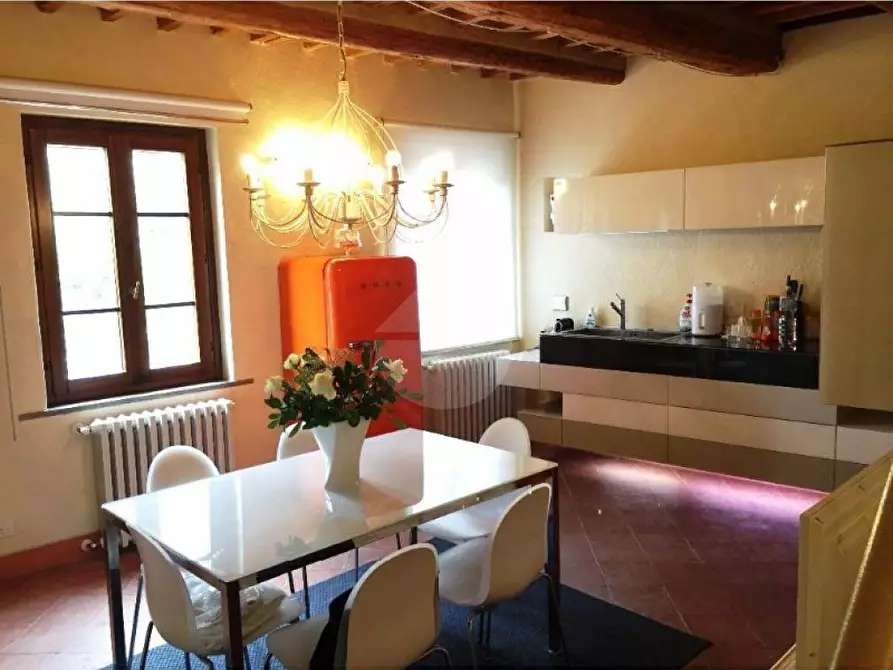 Immagine 3 di Casa indipendente in vendita  in Via Trento a Pontedera