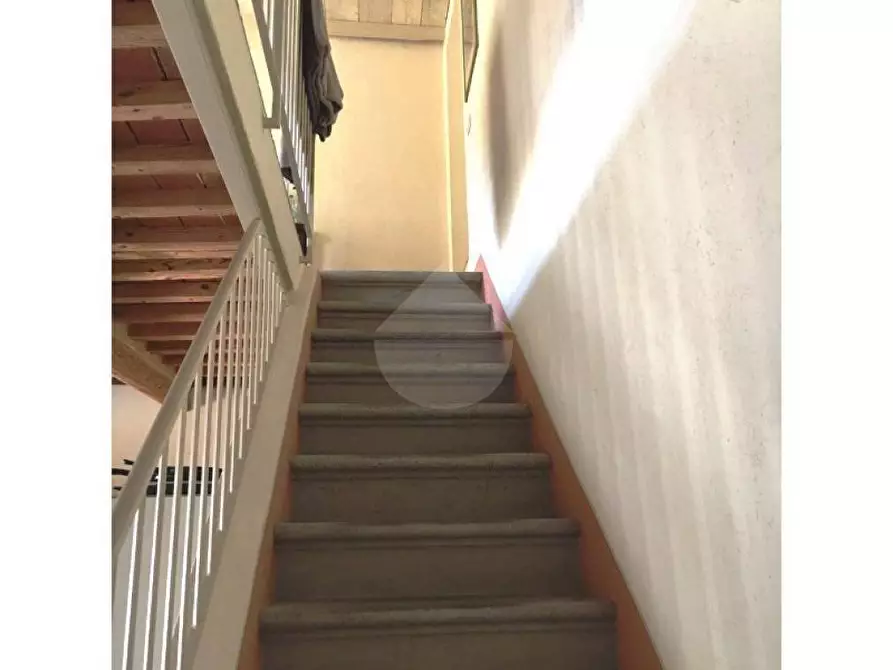 Immagine 10 di Casa indipendente in vendita  in Via Trento a Pontedera