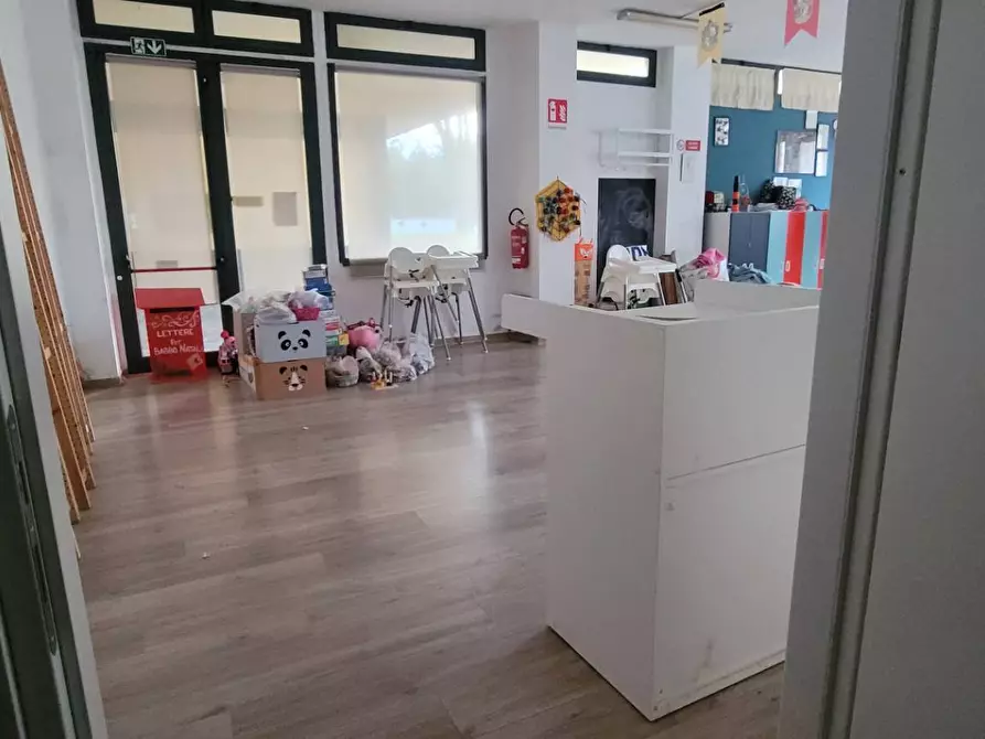 Immagine 7 di Locale commerciale in affitto  in via della repubblica a Cascina