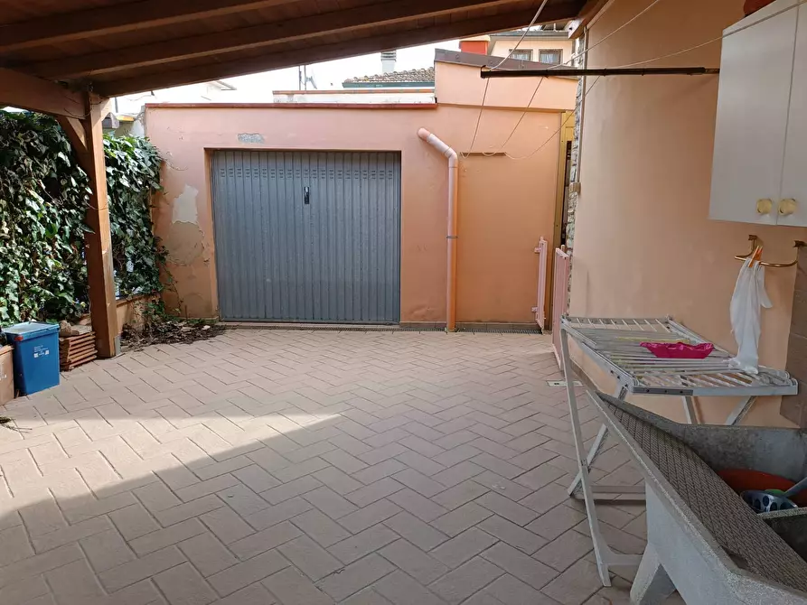 Immagine 6 di Casa indipendente in vendita  in Via A. Grandi a Cascina