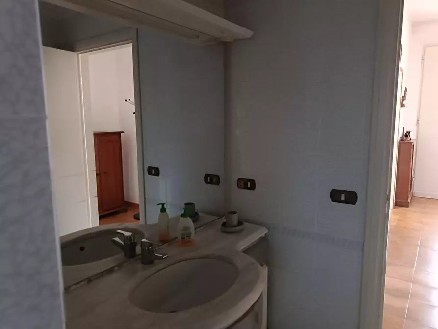 Immagine 16 di Casa indipendente in vendita  in Via A. Grandi a Cascina