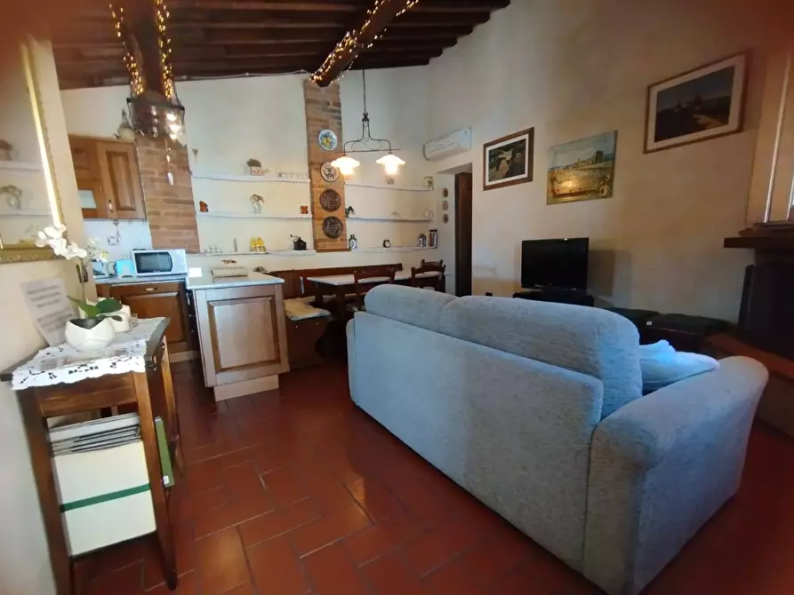 Immagine 6 di Appartamento in vendita  in Via del popolo a Palaia