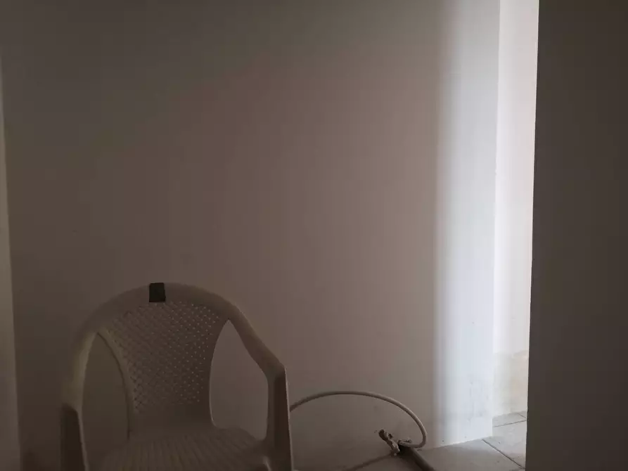 Immagine 6 di Locale commerciale in affitto  in VIA PAPA GIOVANNI XXIII a Calcinaia