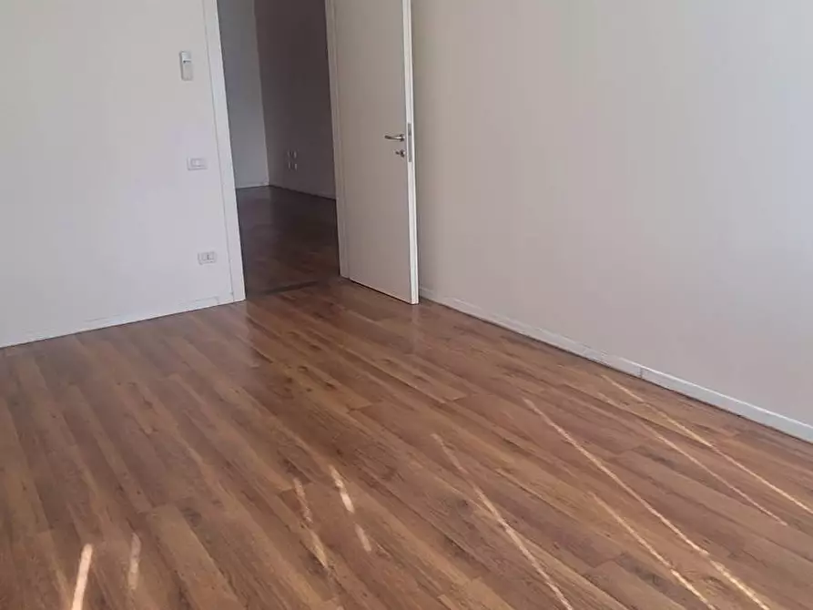 Immagine 9 di Ufficio in affitto  in via Salvo D'Acquisto a Pontedera