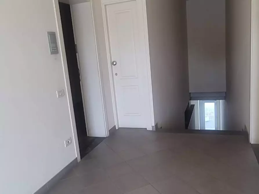 Immagine 15 di Ufficio in affitto  in via Salvo D'Acquisto a Pontedera