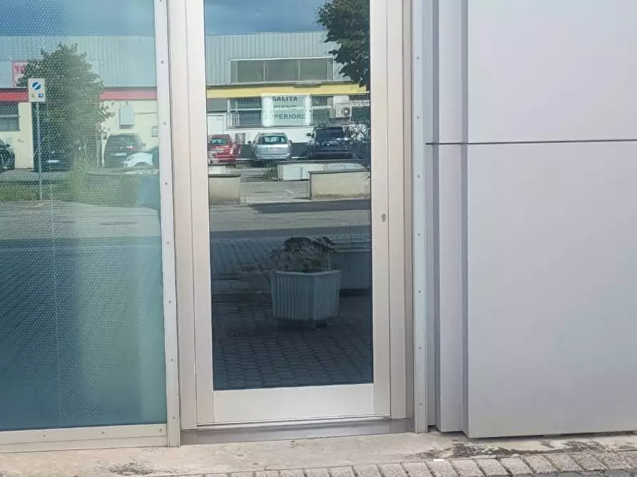 Immagine 17 di Ufficio in affitto  in via Salvo D'Acquisto a Pontedera