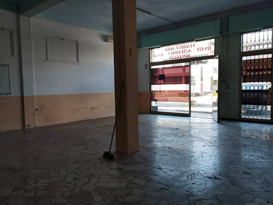 Immagine 2 di Locale commerciale in affitto  in Via Puccinelli a Castelfranco Di Sotto