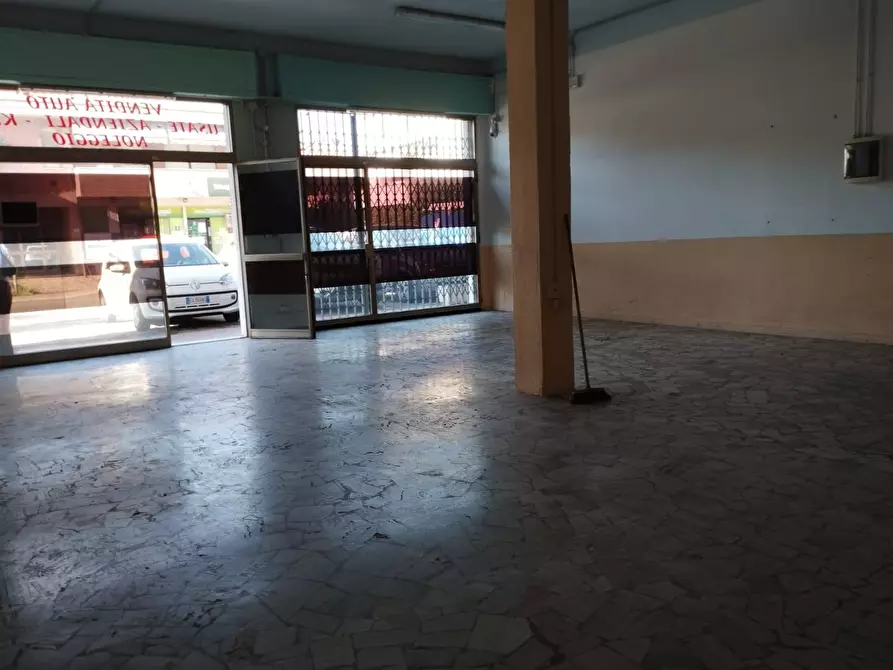 Immagine 8 di Locale commerciale in affitto  in Via Puccinelli a Castelfranco Di Sotto