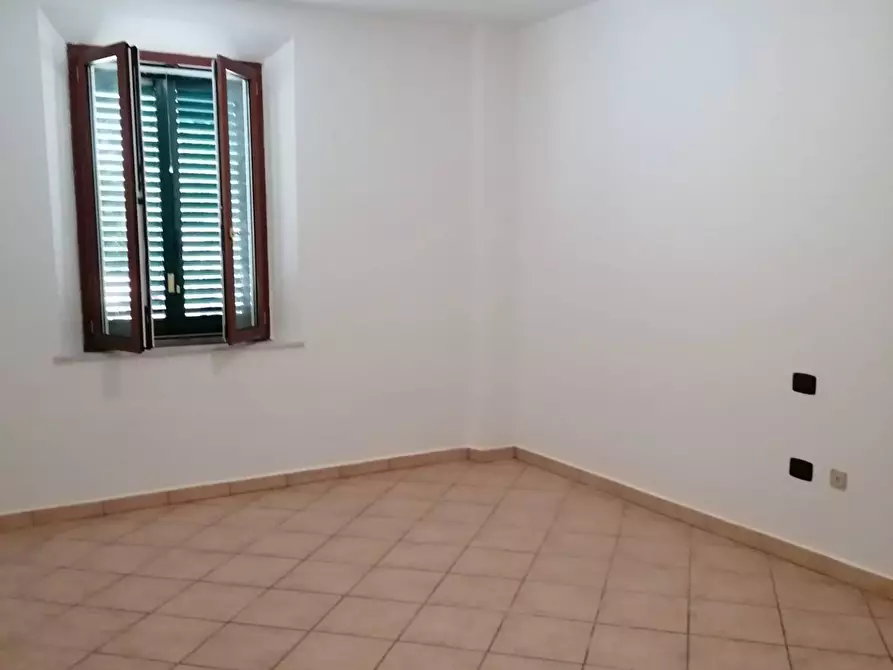 Immagine 6 di Appartamento in vendita  in via tosco romagnola est 387 a Pontedera