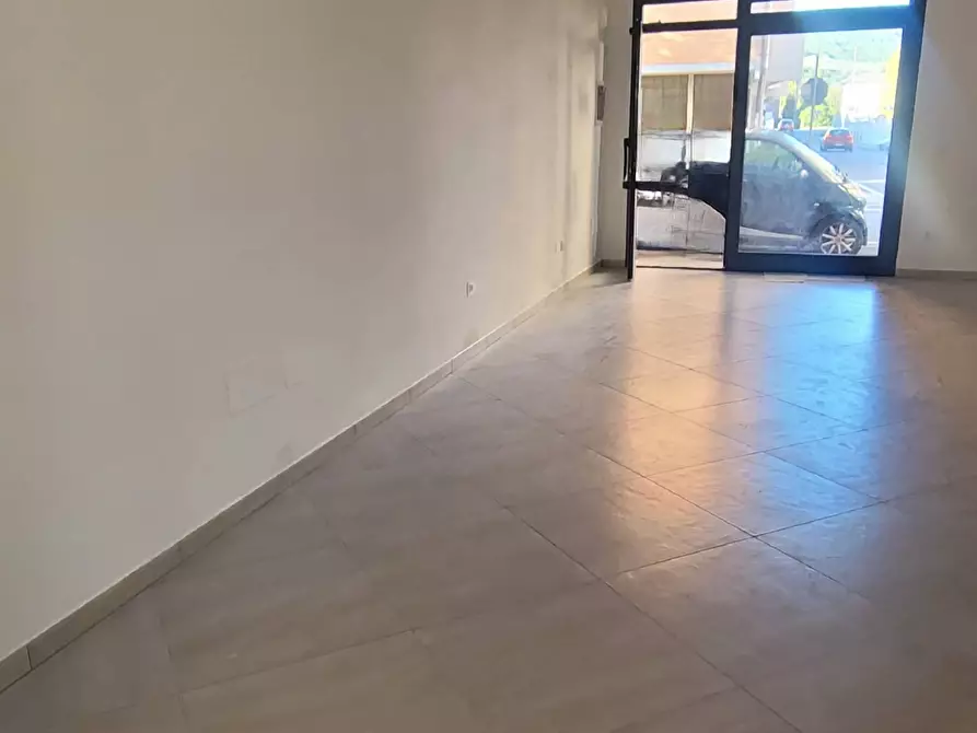 Immagine 5 di Locale commerciale in affitto  in via dellaRepubblica 124 a Pontedera