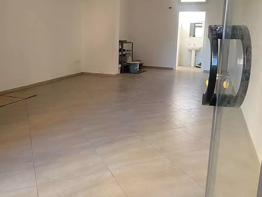 Immagine 2 di Locale commerciale in affitto  in via dellaRepubblica 124 a Pontedera