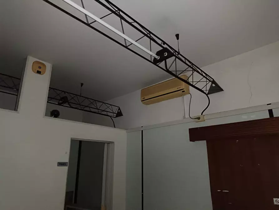 Immagine 8 di Ufficio in affitto  in Via Tosco Romagnola 1147 a Cascina