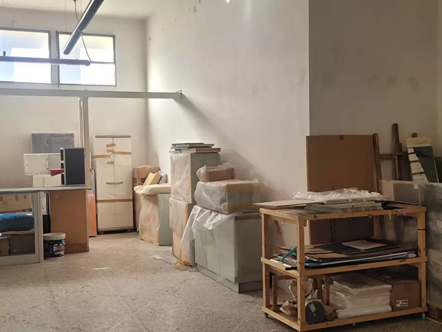 Immagine 5 di Locale commerciale in affitto  in via G. Pascoli 100 a Cascina