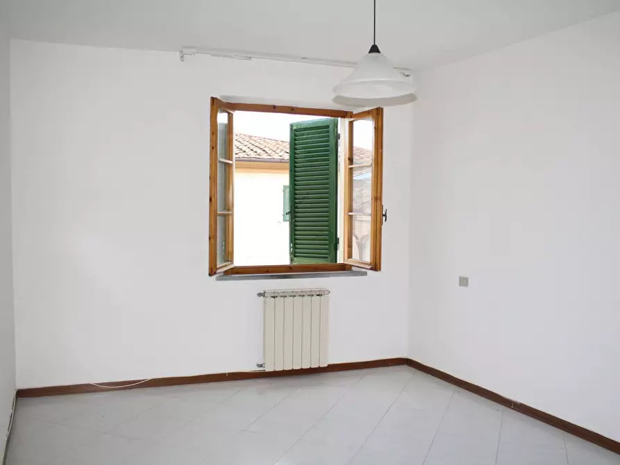 Immagine 14 di Casa indipendente in affitto  in Via Roma a Terricciola