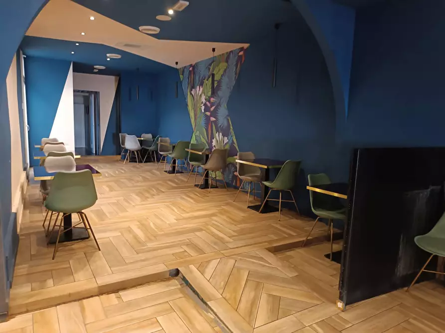 Immagine 10 di Locale commerciale in affitto  in Via Tosco Romagnola a Pontedera