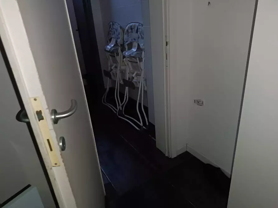 Immagine 31 di Locale commerciale in affitto  in Via Tosco Romagnola a Pontedera