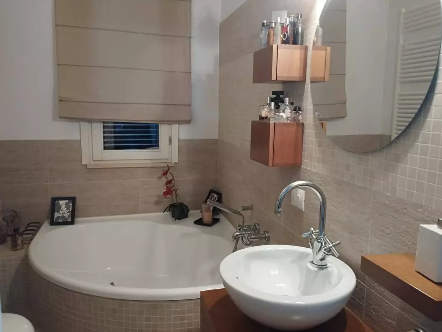 Immagine 25 di Appartamento in vendita  in Via Ugo Foscolo 5 a Montopoli In Val D'arno