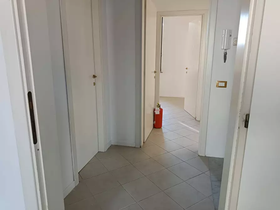 Immagine 10 di Ufficio in affitto  in Via Filippo Turati a Pontedera