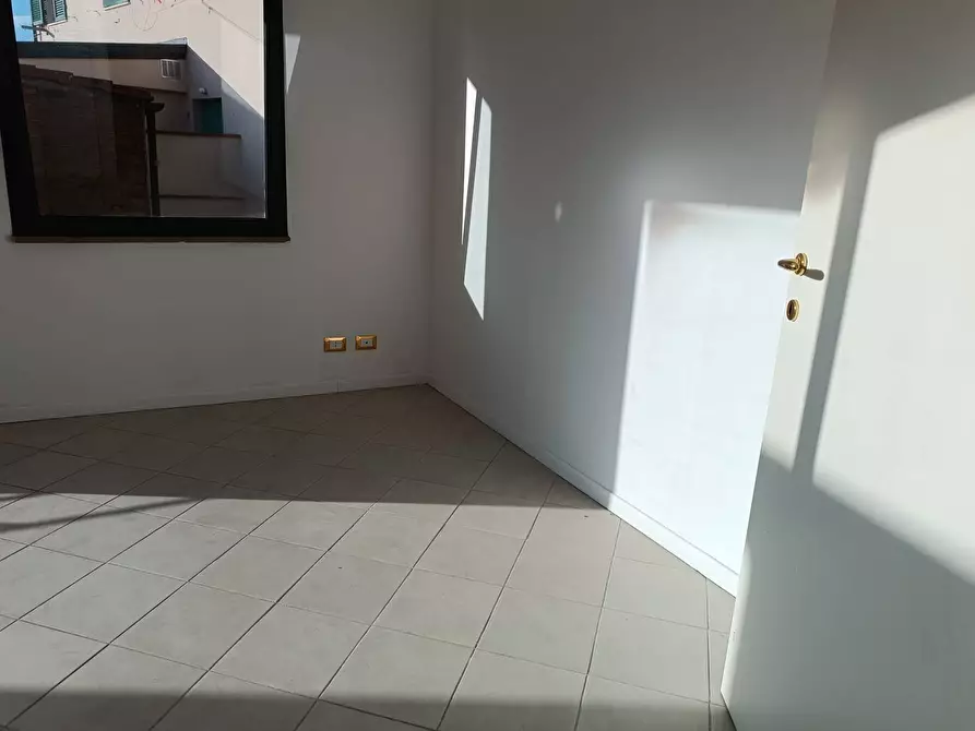Immagine 13 di Ufficio in affitto  in Via Filippo Turati a Pontedera