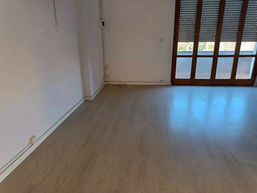 Immagine 1 di Ufficio in affitto  in Via Fantozzi a Pontedera
