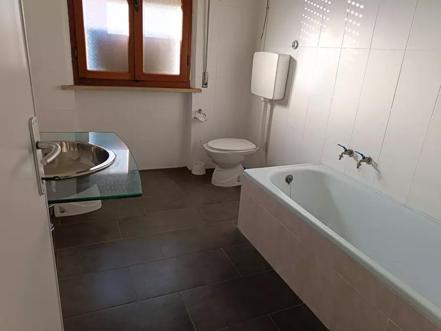 Immagine 27 di Ufficio in affitto  in Via Fantozzi a Pontedera