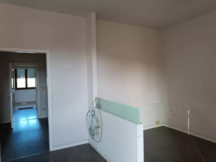 Immagine 23 di Ufficio in affitto  in Via Fantozzi a Pontedera