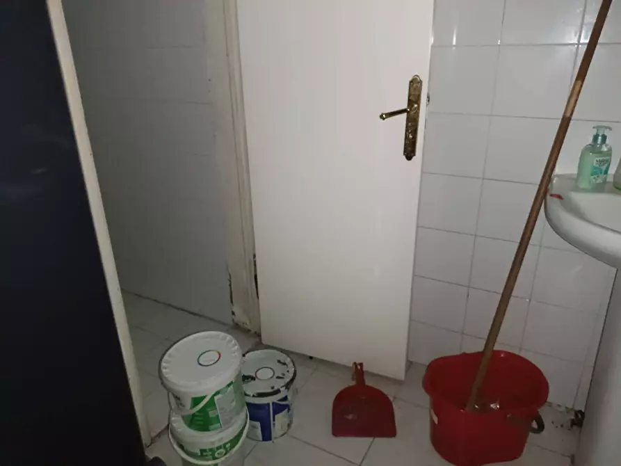 Immagine 17 di Locale commerciale in affitto  in Via Roma a Pontedera