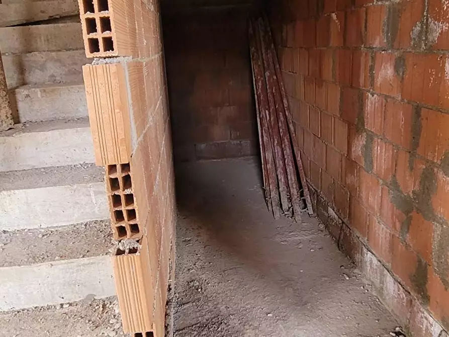 Immagine 9 di Villa in vendita  in via de nicola a Pontedera