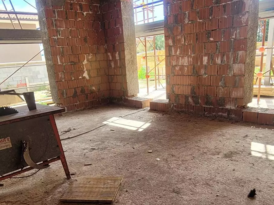 Immagine 16 di Villa in vendita  in via de nicola a Pontedera