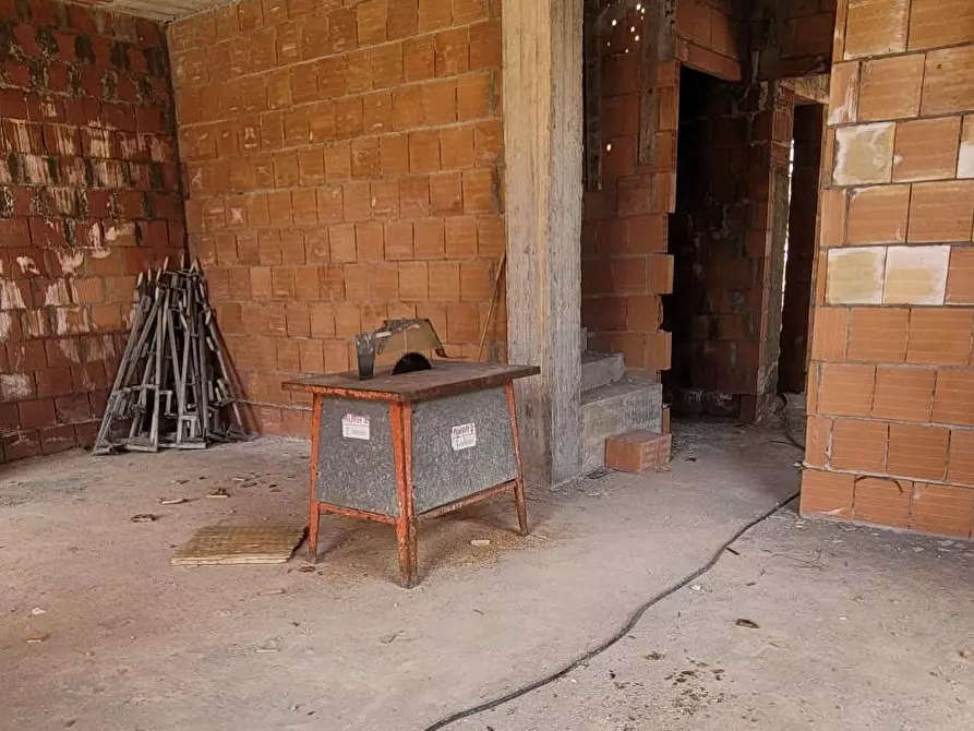 Immagine 19 di Villa in vendita  in via de nicola a Pontedera