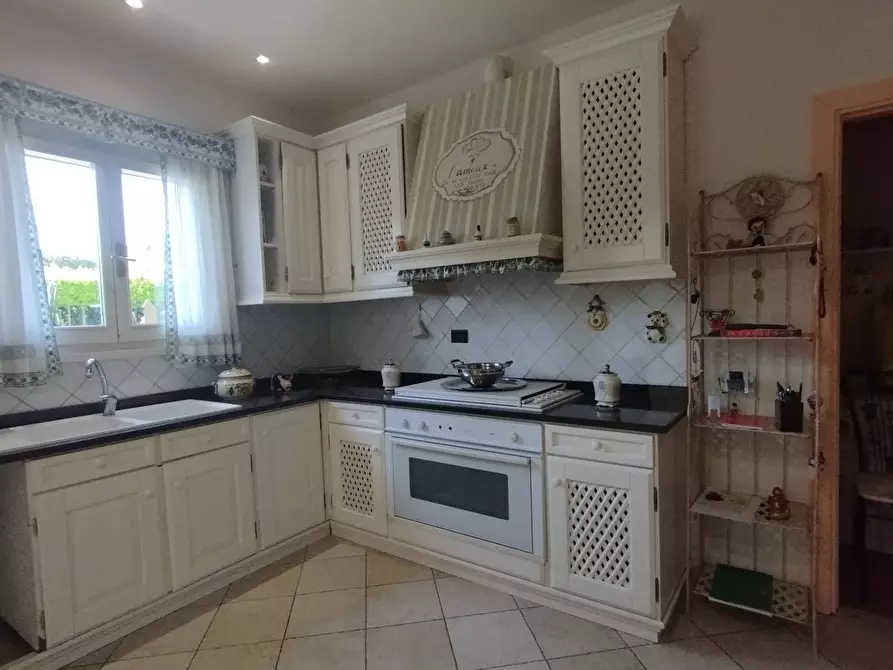Immagine 21 di Villa in vendita  in Via Tosco Romagnola est 4 a Montopoli In Val D'arno