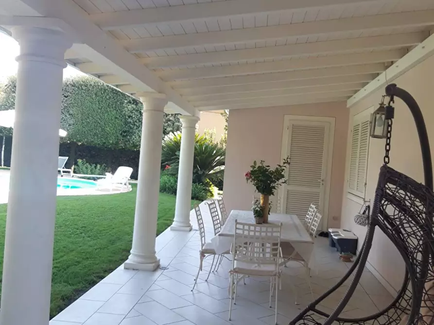 Immagine 4 di Villa in vendita  in Via Tosco Romagnola est 4 a Montopoli In Val D'arno