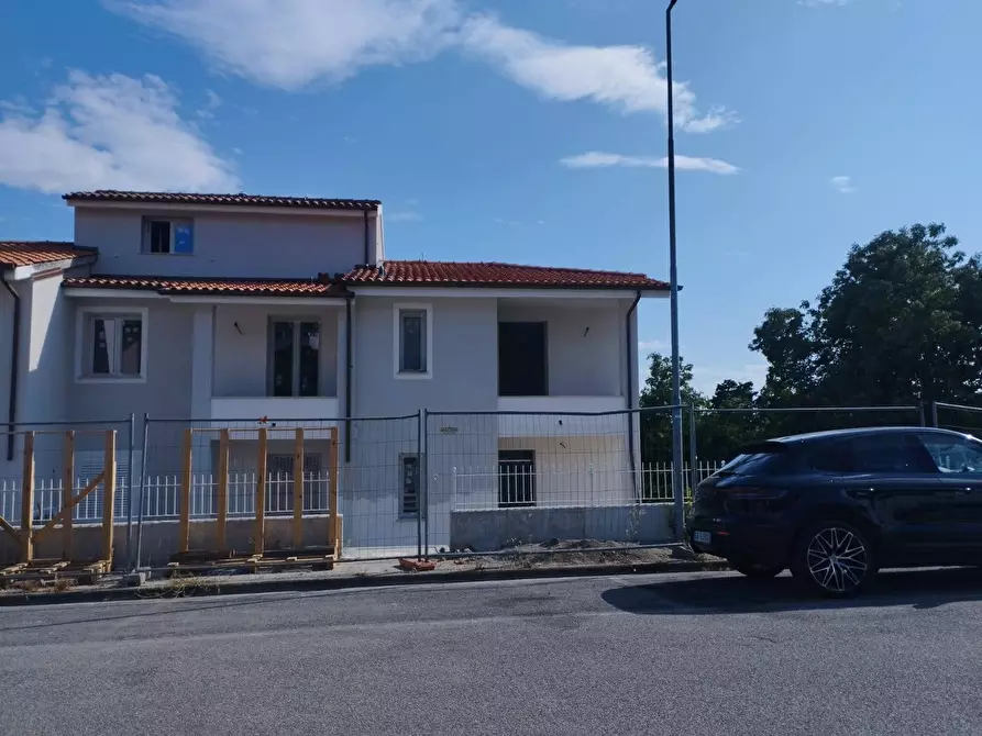 Immagine 1 di Villetta a schiera in vendita  in Via di capanne a Montopoli In Val D'arno