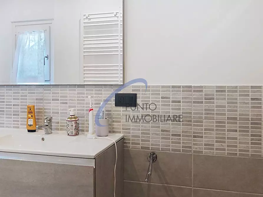 Immagine 6 di Appartamento in affitto  a Leivi