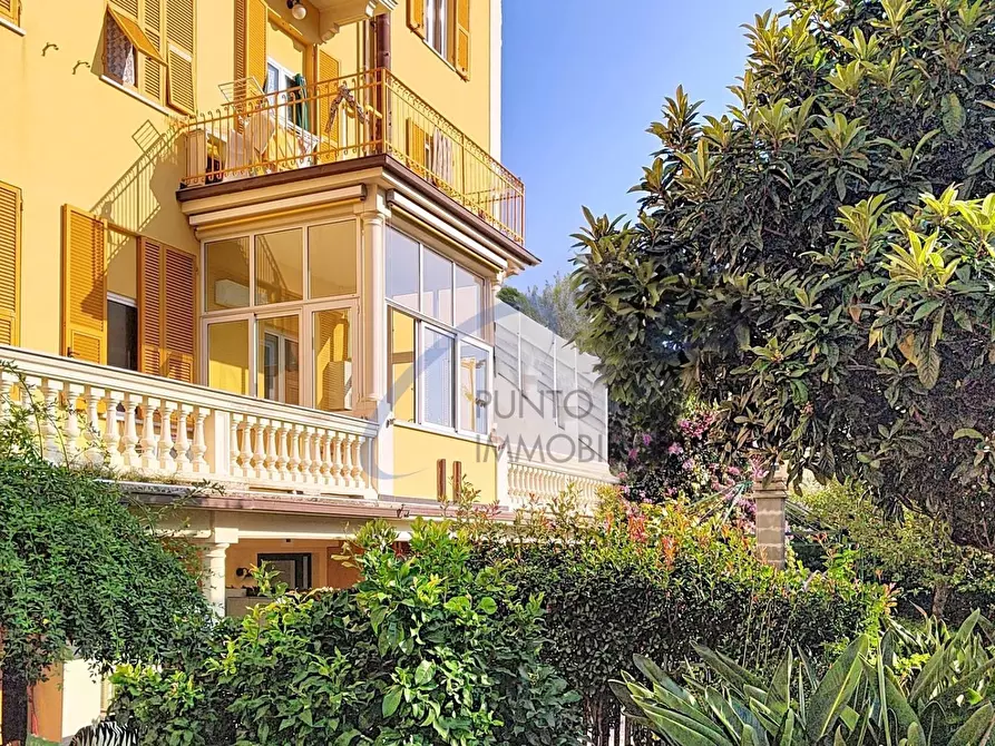 Immagine 5 di Appartamento in affitto  a Chiavari