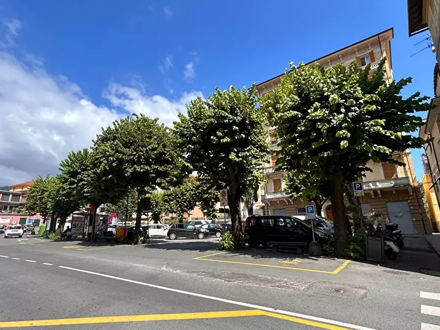 Immagine 1 di Box auto in affitto  a Chiavari