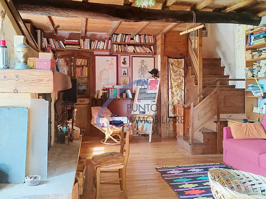 Immagine 9 di Casa semindipendente in vendita  a San Colombano Certenoli