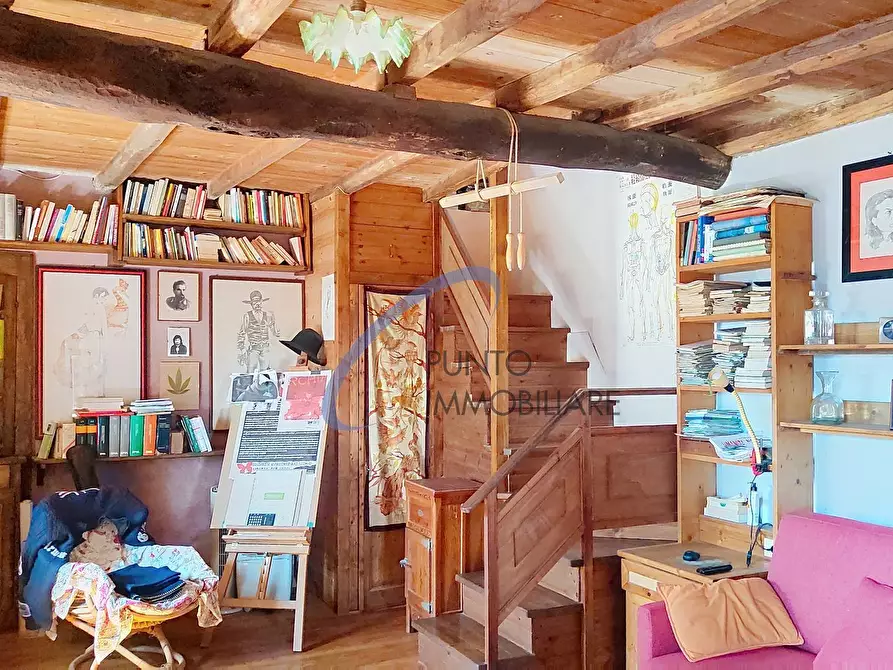 Immagine 11 di Casa semindipendente in vendita  a San Colombano Certenoli