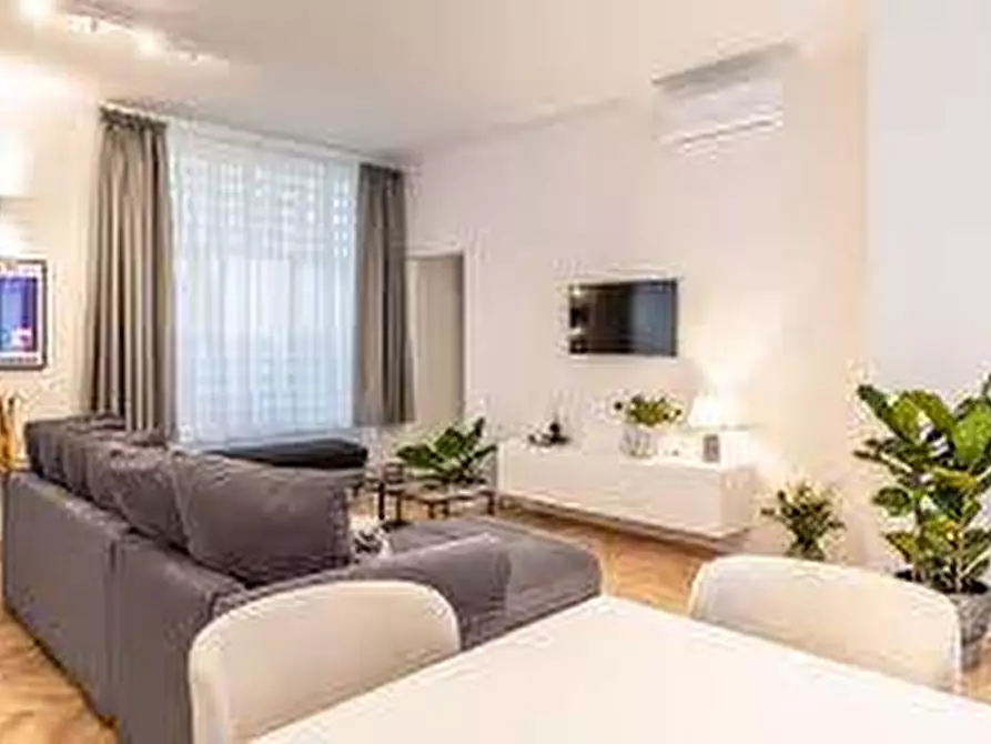 Immagine 1 di Appartamento in vendita  in VIA  FERRARESE a Bologna
