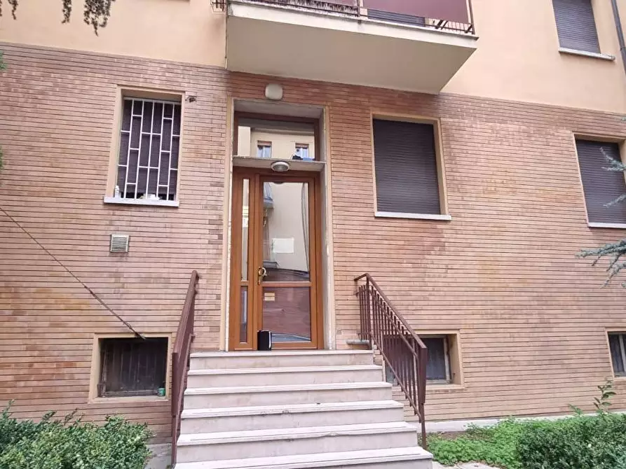 Immagine 1 di Appartamento in vendita  in Via Calzolari a Bologna