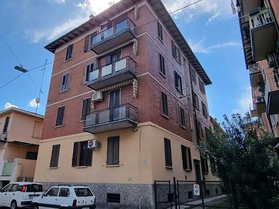 Immagine 1 di Appartamento in vendita  in Via Di Saliceto a Bologna