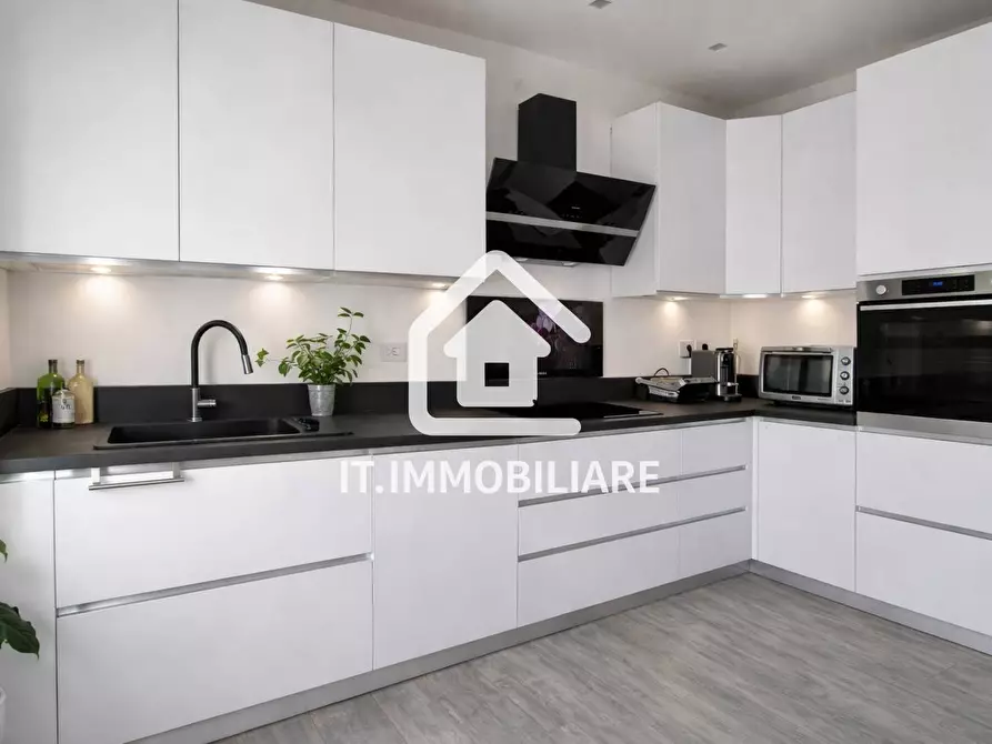 Immagine 2 di Villetta a schiera in vendita  in via aldo moro a Meldola