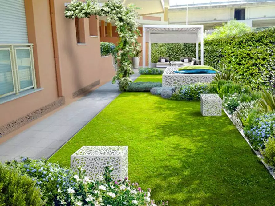 Immagine 16 di Appartamento in vendita  in Via Faenza a Bologna