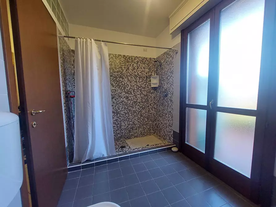 Immagine 17 di Appartamento in vendita  in VIA DELLE ROSE a Pianoro