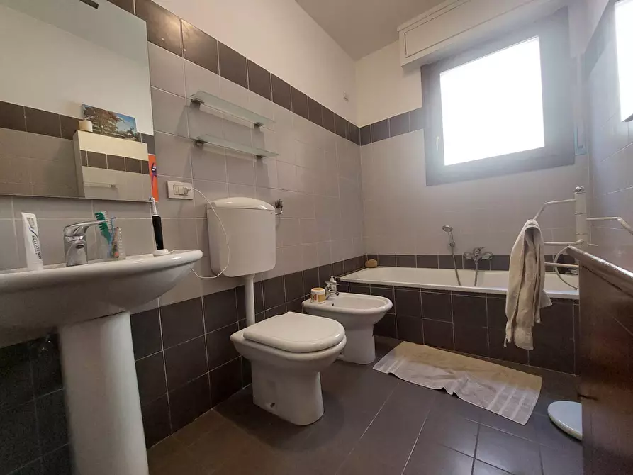 Immagine 26 di Appartamento in vendita  in VIA DELLE ROSE a Pianoro