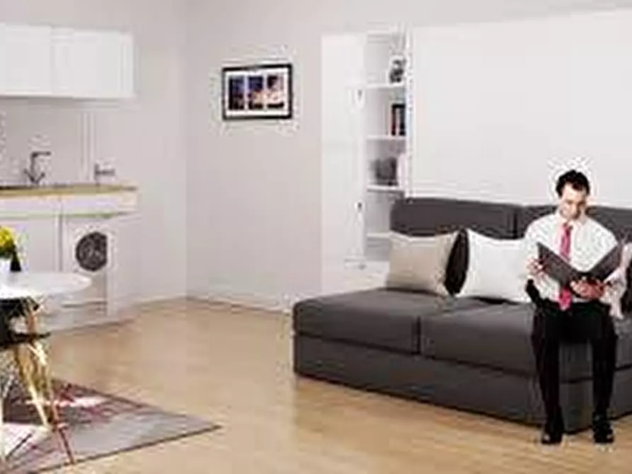 Immagine 2 di Appartamento in vendita  in Viale Della Repubblica a Bologna