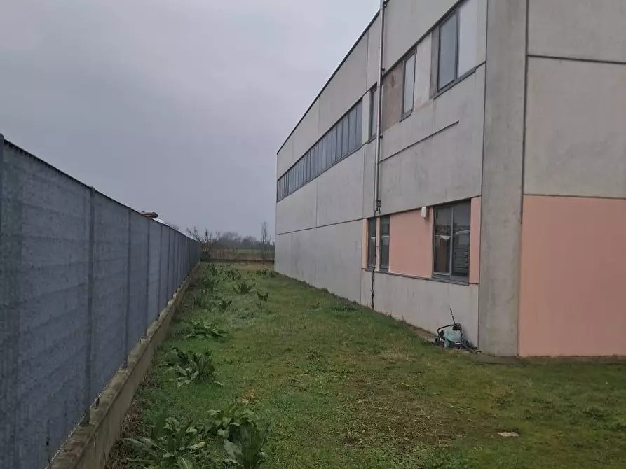 Immagine 14 di Appartamento in vendita  in Via Del Persico 6 a Valsamoggia