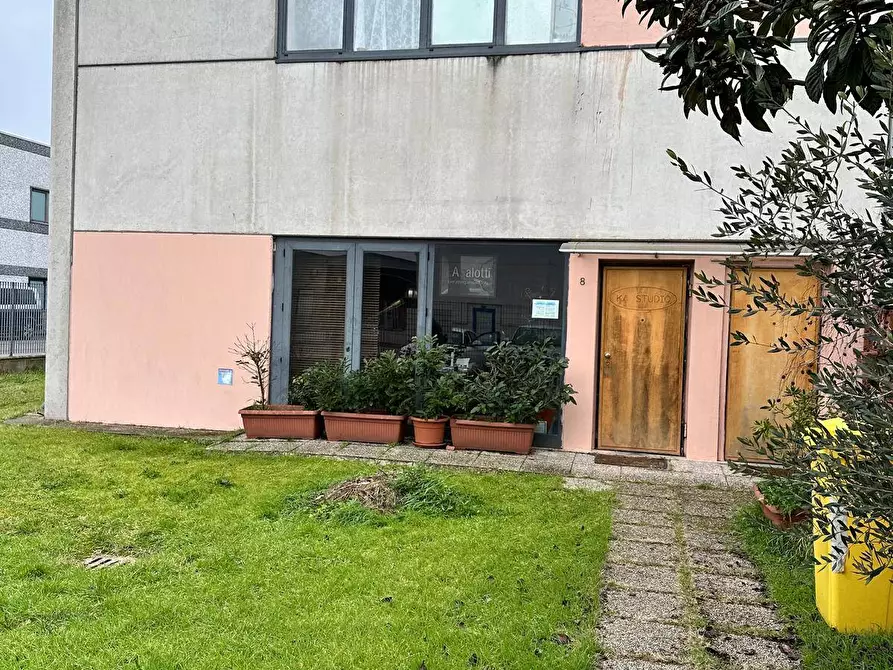 Immagine 15 di Appartamento in vendita  in Via Del Persico 6 a Valsamoggia