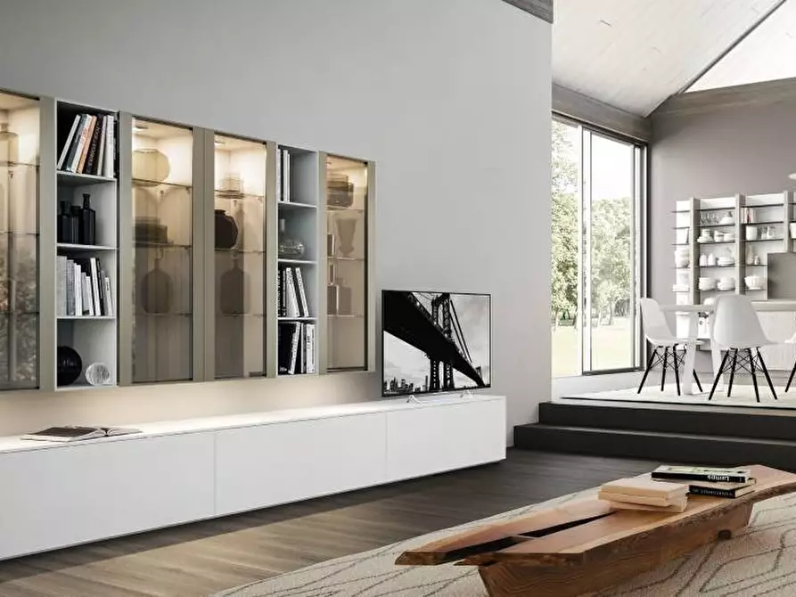 Immagine 2 di Villa in vendita  in viale adria a Rimini