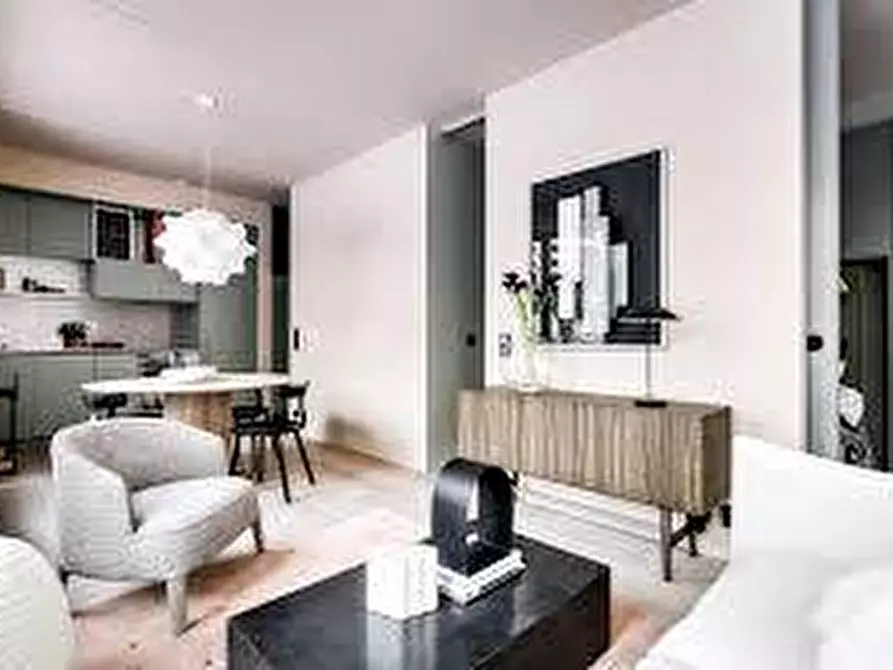 Immagine 7 di Appartamento in vendita  in Via Sicilia a Bologna